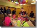 Rozsvícení vánočního stromu s vypouštěním balonků pro Ježíška