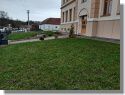 Parkovací stání a zahradní úpravy v areálu bývalé školy